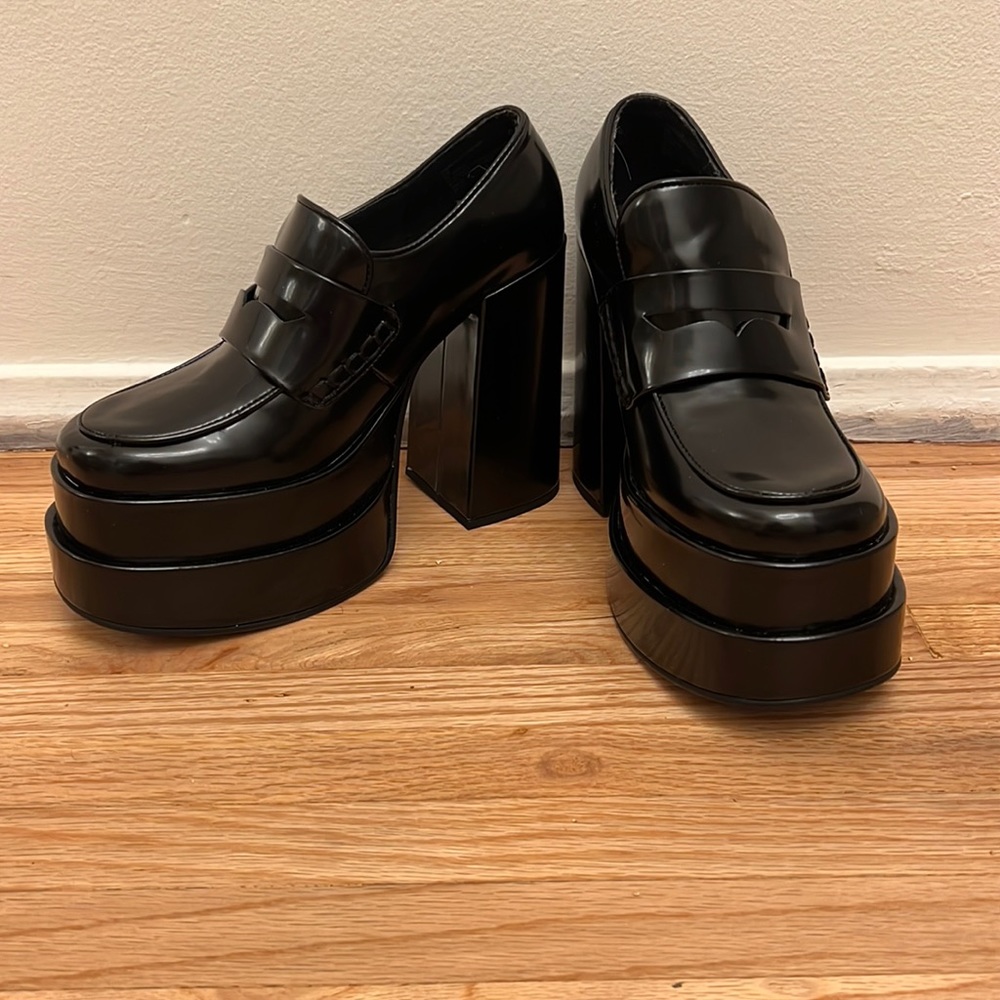 STEVE MADDEN Catelyn Black 90’s Inspired Platform Loafer Women’s Size 8 Shoe